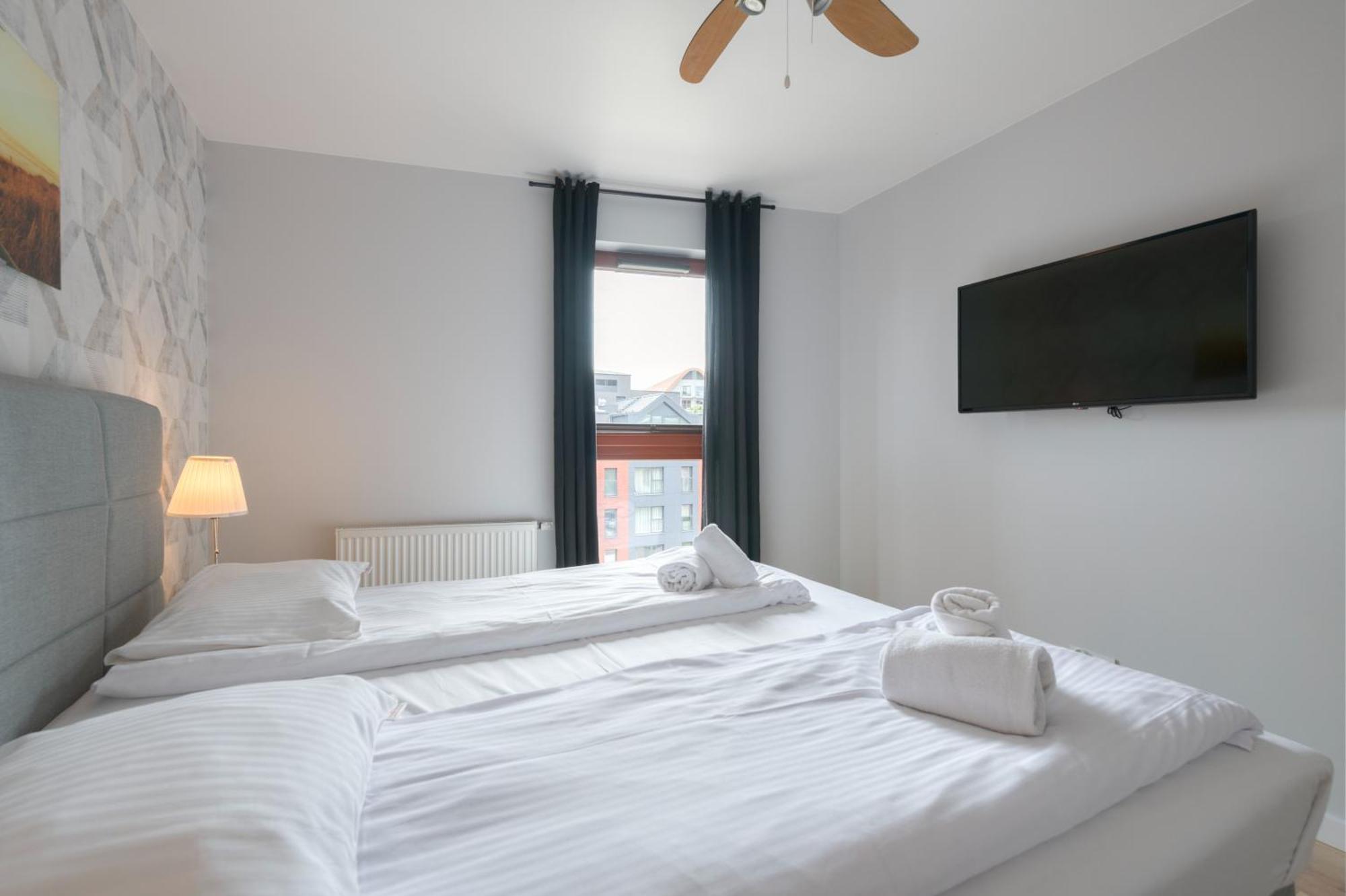 Waterlane Island - Riverview Pool, Spa, Gym & Parking By Downtown Apartments Gdańsk Rom bilde