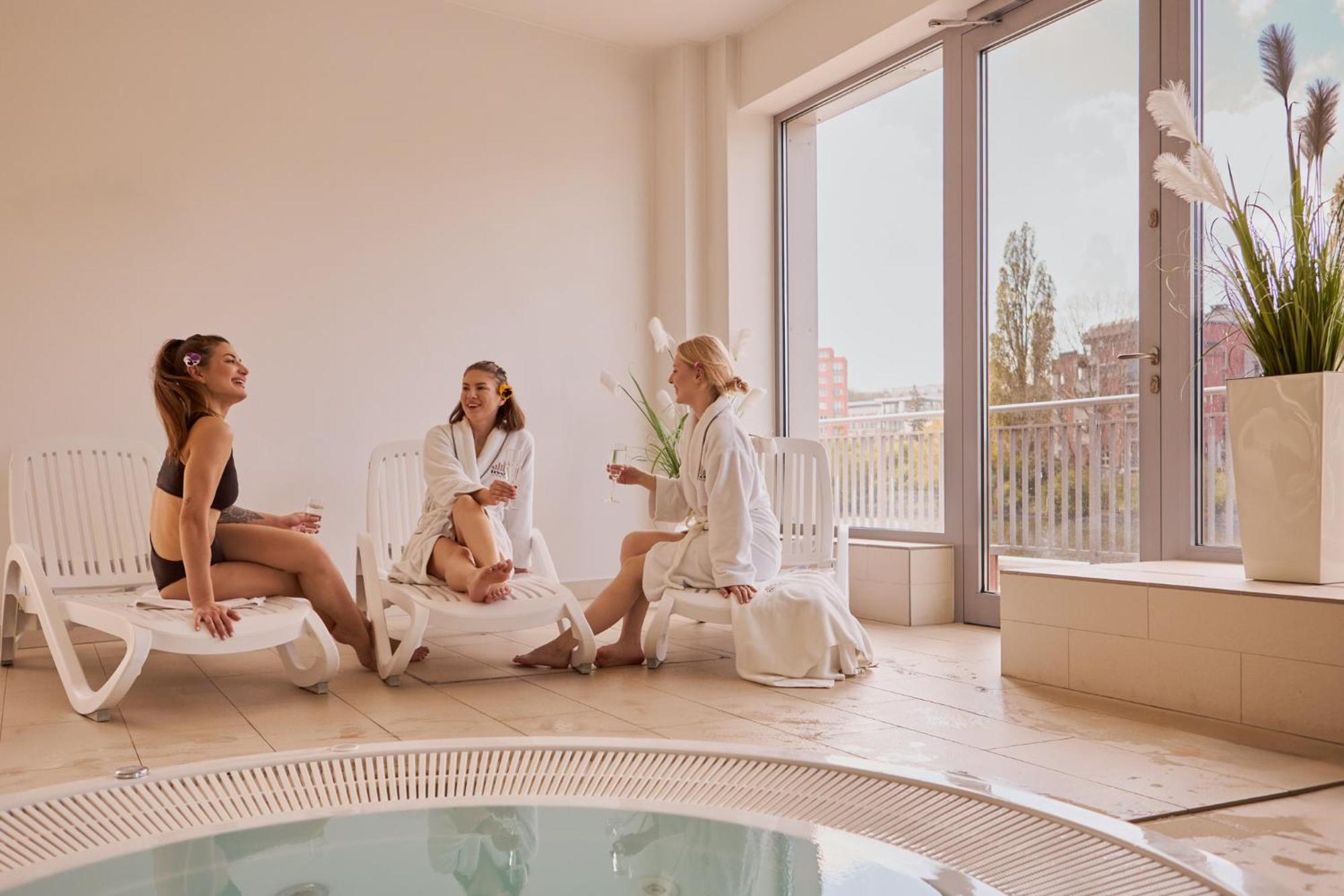 Waterlane Island - Riverview Pool, Spa, Gym & Parking By Downtown Apartments Gdańsk Eksteriør bilde